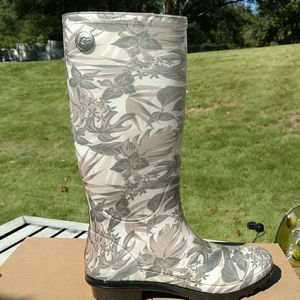 NEW UGG RAIN WINTER SNOW BOOTS